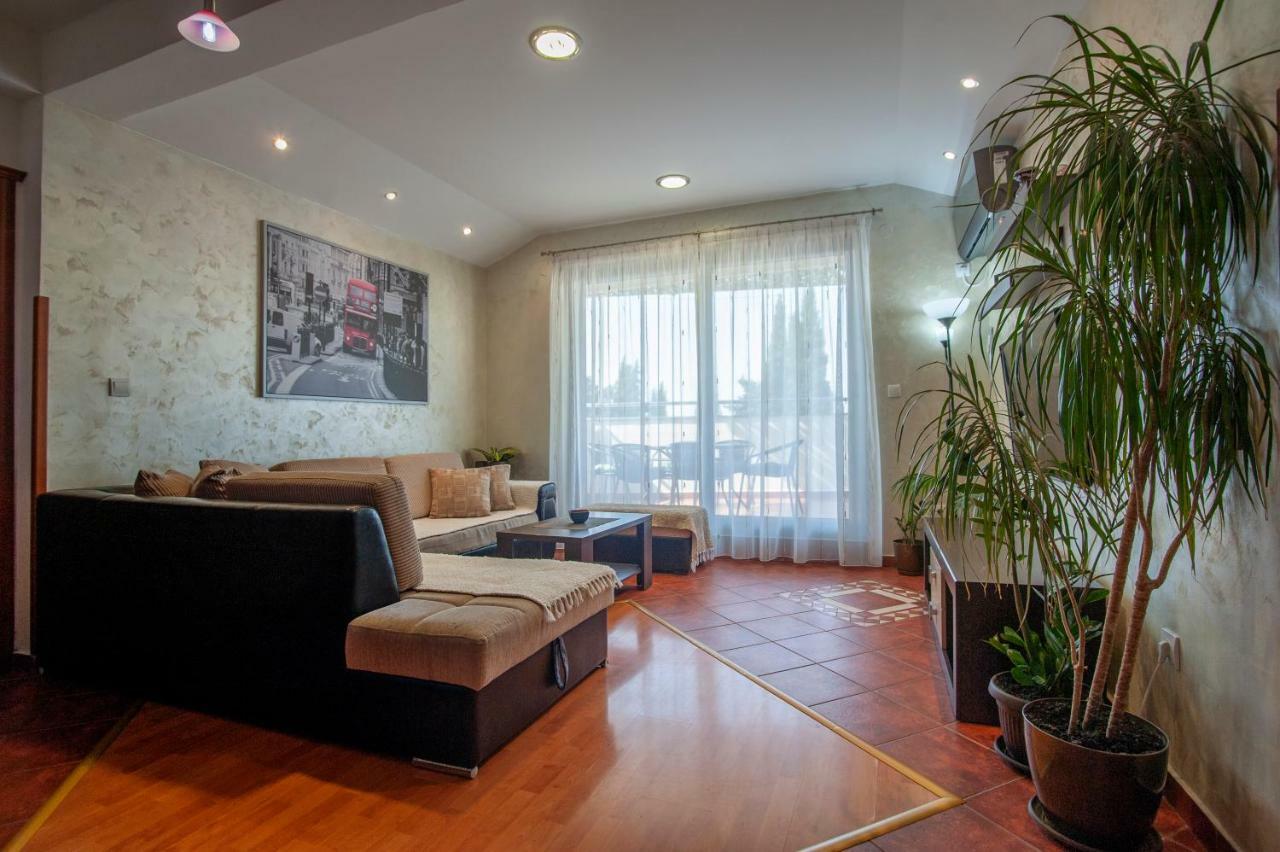 Dobrljanin Lux Apartment ブドヴァ エクステリア 写真